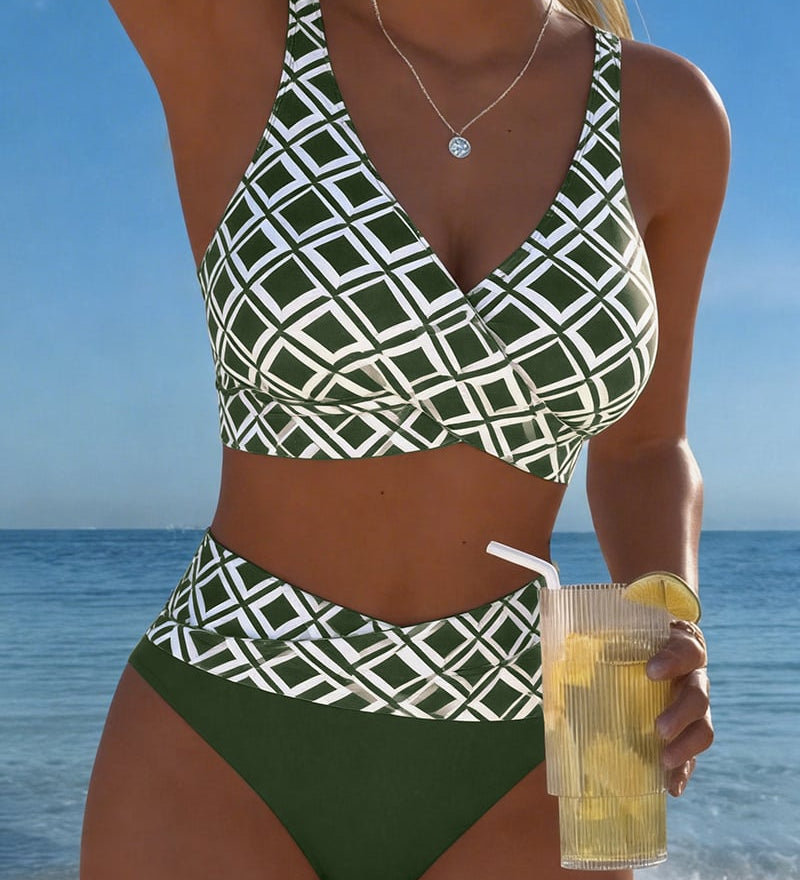 Bikini set sa postavom i dijamantskim uzorkom