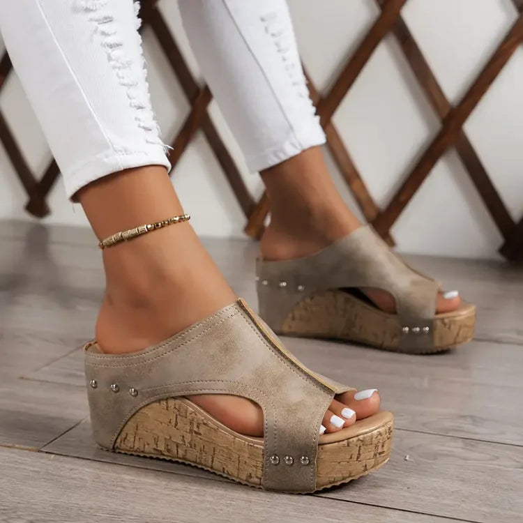 Petra | Elegantne platforme sandale sa savremenim dizajnom