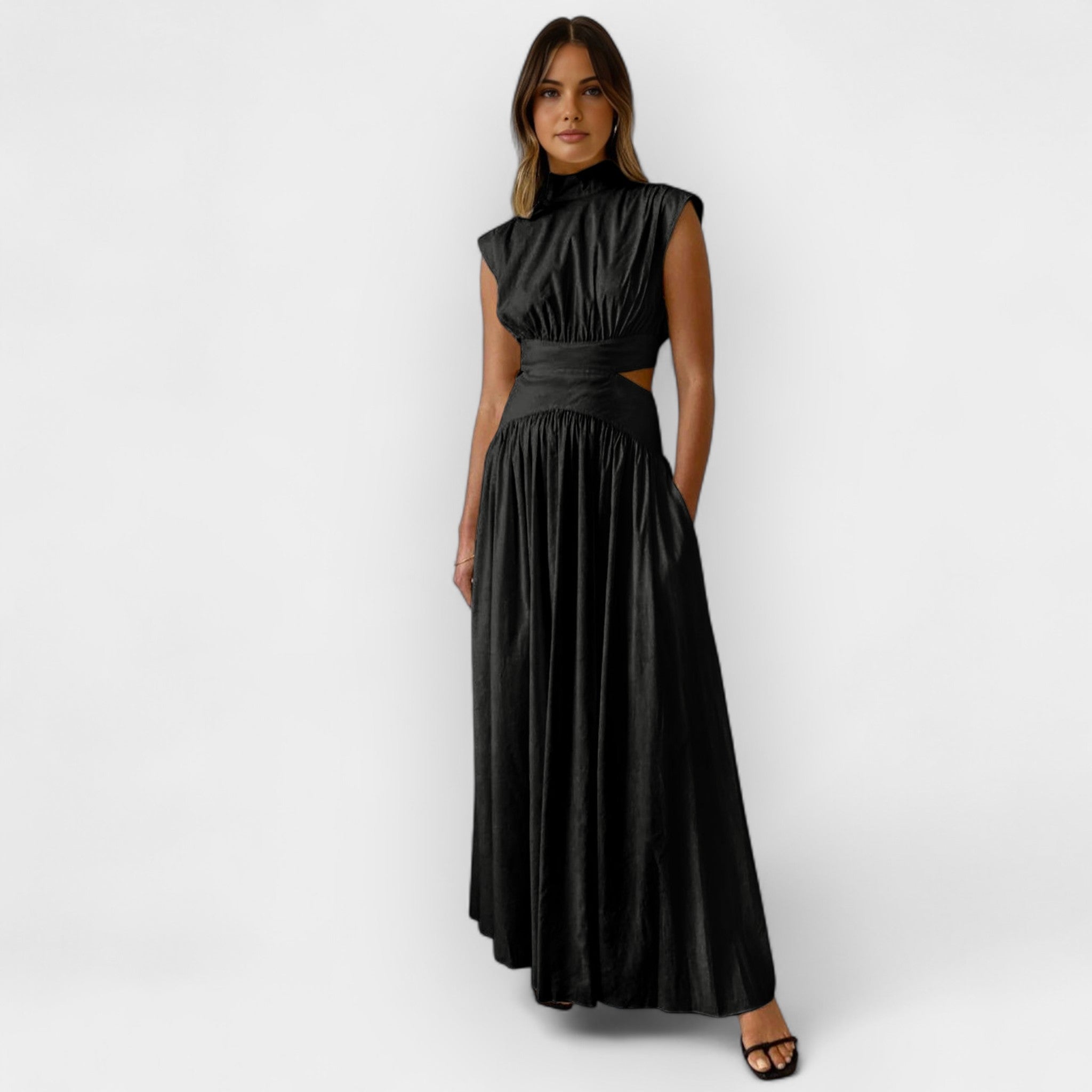 Stella | Elegantna haljina sa izrezom - Detalji