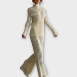 Lina | Komplet sa modnim detaljem