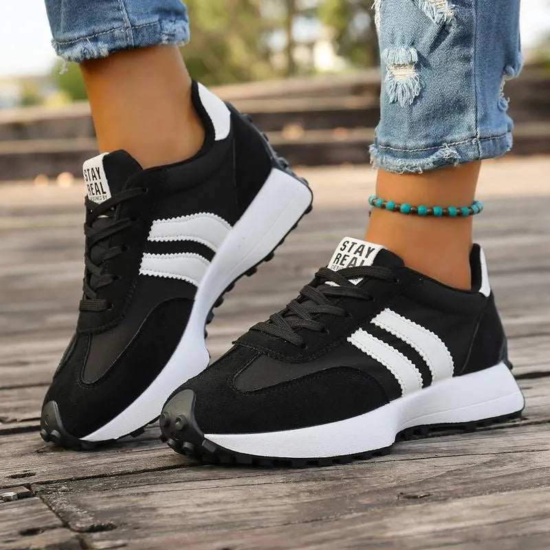 Sneakersy damskie w stylu retro - kolor czerwony