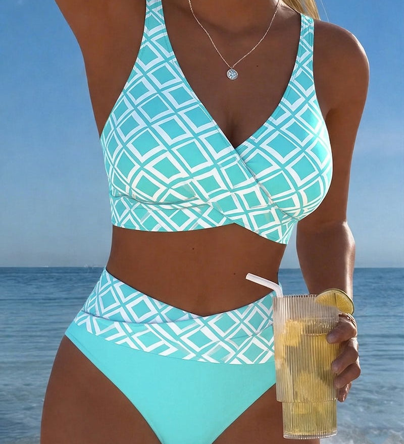 Bikini set sa postavom i dijamantskim uzorkom